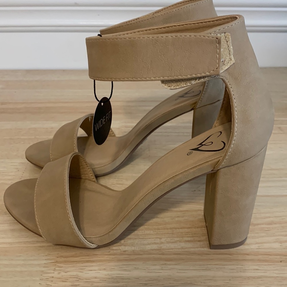 (3 for $30)Windsor Nude Heels